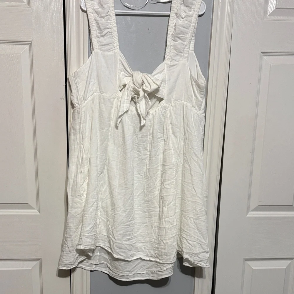 Elegant White dress - Picture 4 of 10